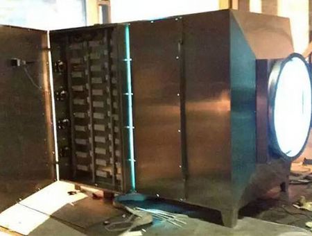 點擊查看詳細(xì)信息<br>標(biāo)題：光解催化氧化設(shè)備 閱讀次數(shù)：2750